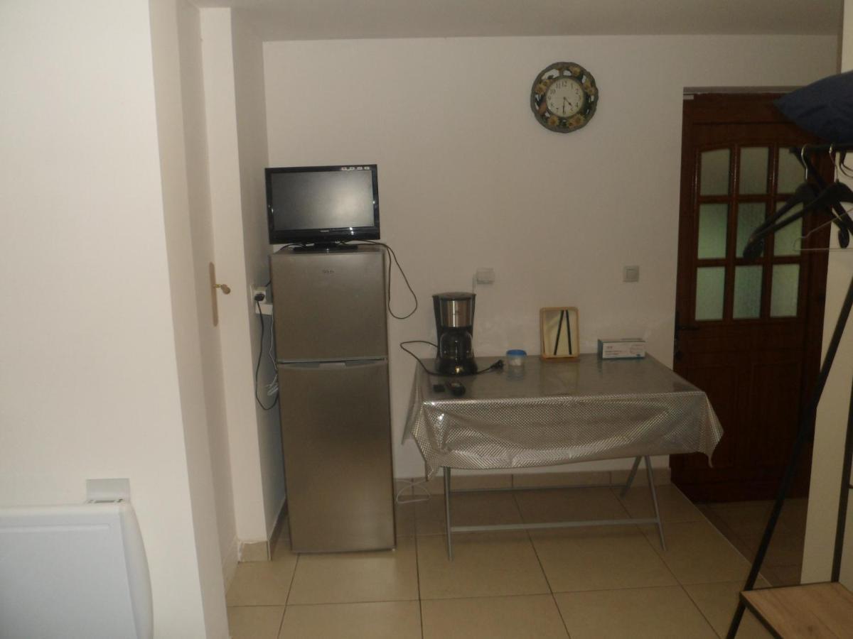 Siros Homestay